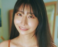 鈴木優香（撮影／岡本武志 ヘアメイク／山下景子 スタイリング／和田千星）