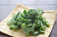ゴーヤの冷凍方法は？※画像はイメージです（sakura/stock.adobe.com）