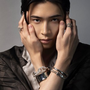 俳優・庄司浩平が触れる、ジュエリーが広げる可能性。＃05 エルメス