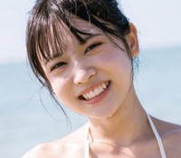 芳賀礼１ｓｔ写真集『ぽんっ』（撮影/酒井貴弘・双葉社）