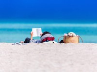 【厳選】コンプレックスだった私の体に「価値」を持たせた、だれかの視線…8月に読まれたエッセイ