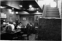 1990年頃のジャズ喫茶「DUG」の店内（書籍「新宿DIG DUG物語」より）
