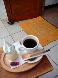 鎌倉プリン工房「かわいい娘たち～La・Chou・Chou(ラ シュ シュ)～」にて（kikuさん提供）