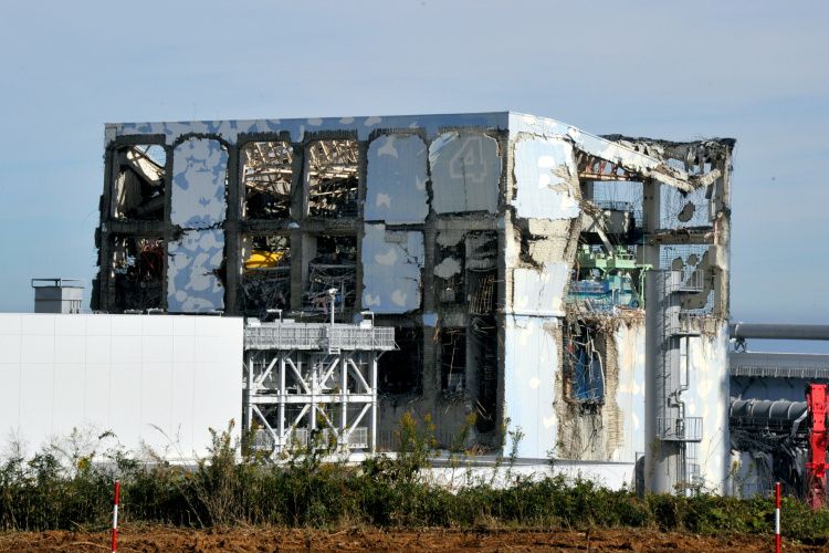 東京電力福島第一原子力発電所の4号機の原子炉建屋