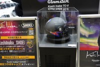 B'z・稲葉浩志とコラボしたSHOEIの特別ヘルメット