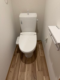 こちらはトイレ…きれいすぎる（町不動産さん提供）