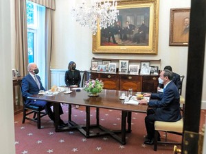 日米首脳会談のハンバーガーに思う　同盟強化が求められる中、この待遇でよかったのか