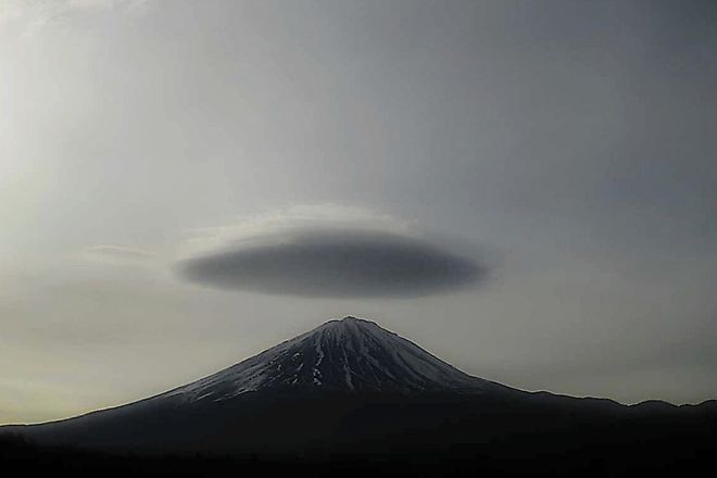 その他 MitsuSakakibara:CloudsInTheWater Meteorologists pinpoint factors for cloud types above Mt. Fuji