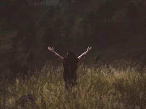 摂食障害、うつ病、整形、私の夢はあっけなくついえた。無神経なその一言で