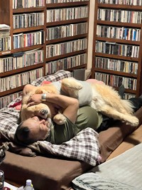 毎日一緒に寝るのがリラックスポーズの秘訣