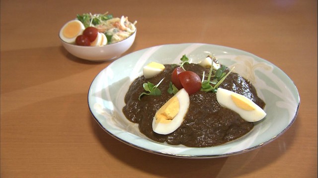 時間をかけて生まれる色ととろみ…10日かけて作るドライカレー　高松市 