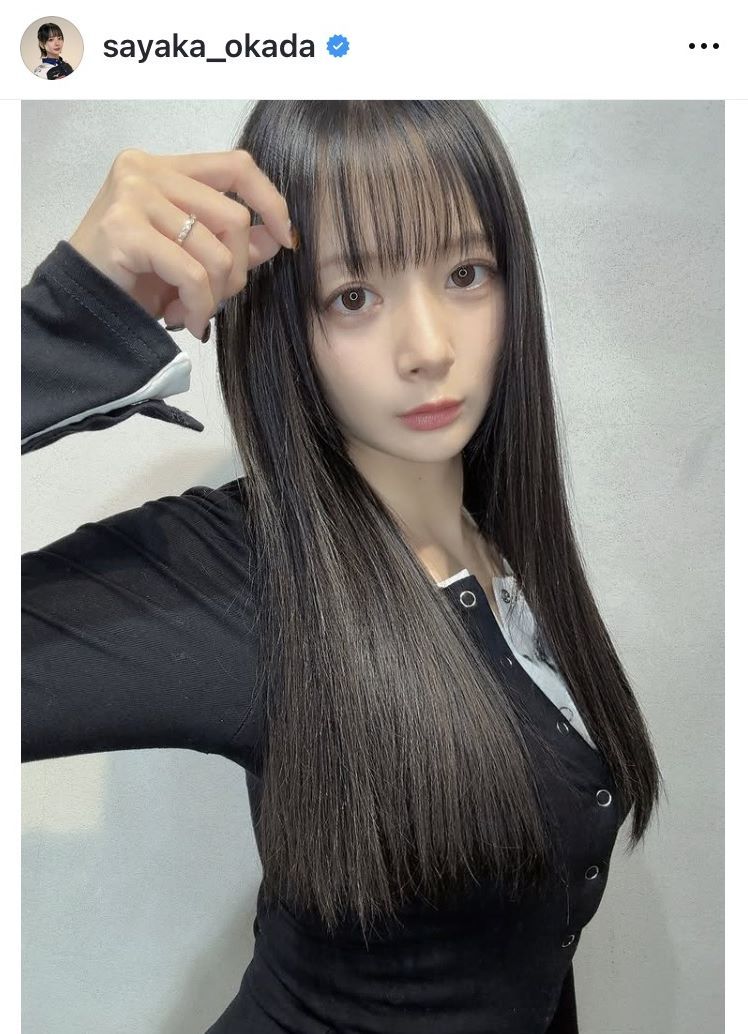 貴重」「レベチ」「やば、」岡田紗佳が美スタイル際立つ姿で〝期間限定