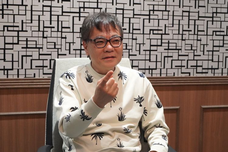 ヒップホップとの出合いについて語るいとうせいこうさん