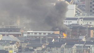 【速報】仙台・太白区の住宅街で火事　激しい炎と黒煙上がる