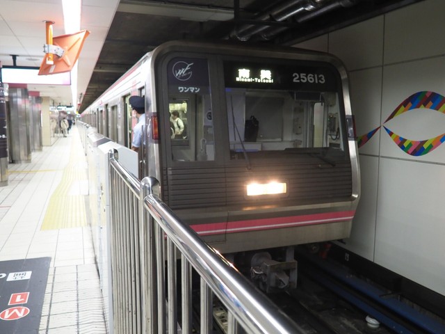 野田阪神～南巽間を結ぶOsaka Metro千日前線