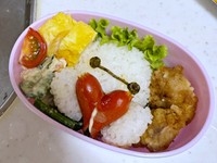 7年、子どものお弁当を作っているお母さん。キャラ弁のクオリティが高すぎる！（画像提供：密かなトイガン生活さん）