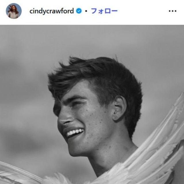 シンディ・クロフォードのインスタグラム@cindycrawfordより　プレスリー・ガーバーさん追悼