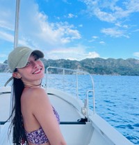 沢尻エリカ写真集『DAY OFF』公式さんのX（@erika_photobook）より