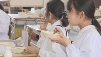 給食時の様子（新番丁小学校　5月20日）