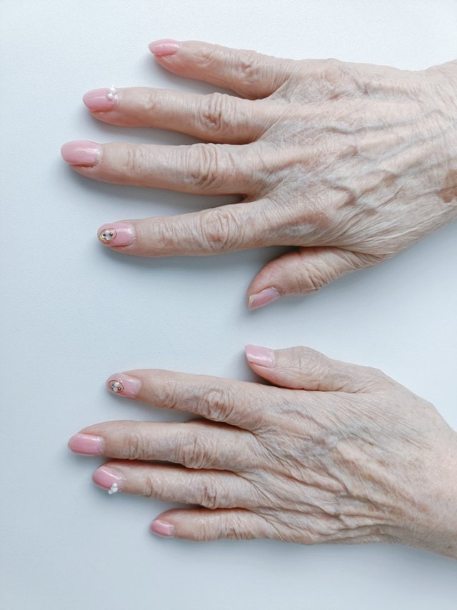 編集部に送られてきた写真、上品な小粒のデコレーションがキラリ（画像提供：フジタさん）