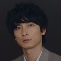 ドラマ「手塚治虫の戦争」主演・高良健吾さん　戦時中の少年時代の厳しさと漫画への強い熱量を感じながら