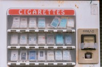 たばこの自動販売機　※画像はイメージです（MelissaMN/stock.adobe.com）