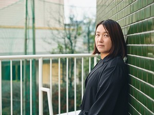 湊かなえさん「暁星」インタビュー　作家として「言葉」に向き合い、新たな扉開いた
