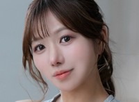 藤崎里菜デジタル写真集『何度だって、好きになる。』©LUCKMAN／小学館