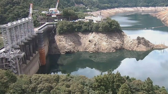 早明浦ダム　28日午後3時ごろ