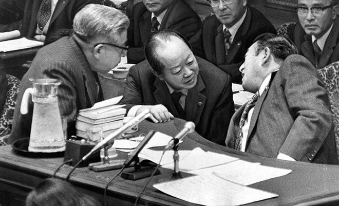 How a 1970s TV drama handled the topic of weapons exports