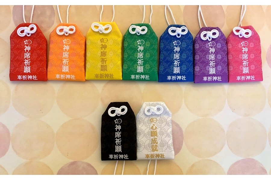 芸能神社がご祈祷、良席祈願のお守りがSNSで人気、品切れ状態に
