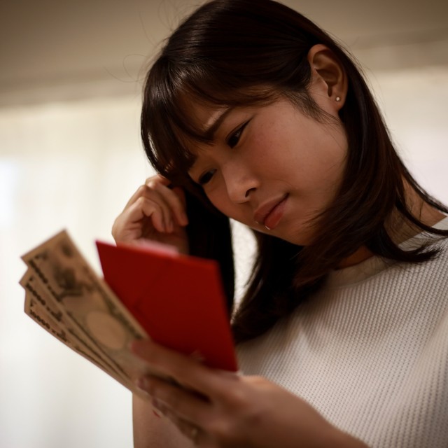 私の結婚式ではご祝儀貰わなかったのに…　※画像はイメージです（yamasan/stock.adobe.com）