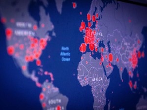 わたしは人の苦しさや、ましてや死を、単に数量でしか感知できなくなっているんじゃないか