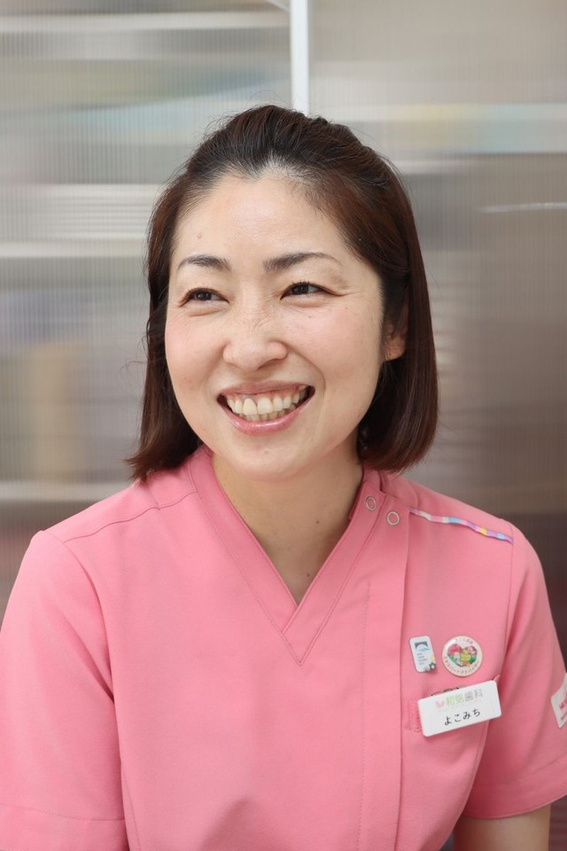「どすこい体操」の普及に努める和気歯科医院長の横道由記子さん