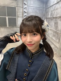 Palette Paradeメンバーの夏目志穂さん。沖縄出身で慶応大学法学部卒業後に大手広告代理店に入社したものの半年で辞めグループに加入したという個性派だ。