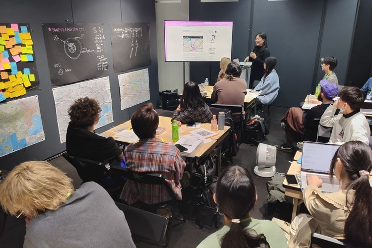 調香などを学ぶゼミには多くの人が参加していた