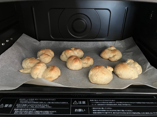 娘さんが焼き上げたパン／はるぴんさん（@akarin33）提供