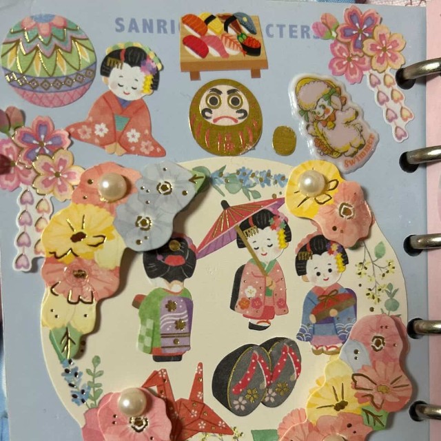 若者のシール帳とは一線を画す、熟練のレイアウト