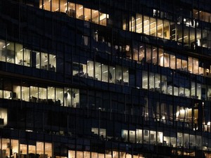 社会人になり、恵まれた環境を与えてくれた父の社会的成功に気づいた