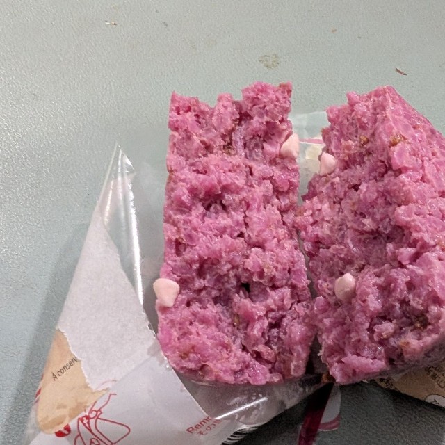 中にはホワイトチョコレートが（ulalaさん提供）
