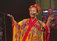 沖縄の音楽ユニット・ティンクティンクで活動するなつきさん／波名城なつきさん（@ntk385hn）提供