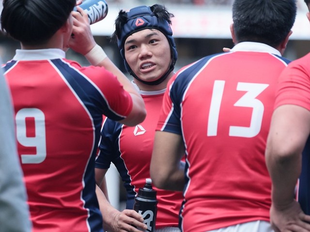 ラグビー - 京都産業大・辻野隼大共同主将 走れるBK陣をまとめ、関西4