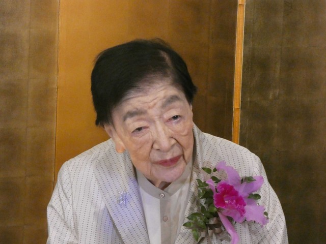 石井ふく子さん