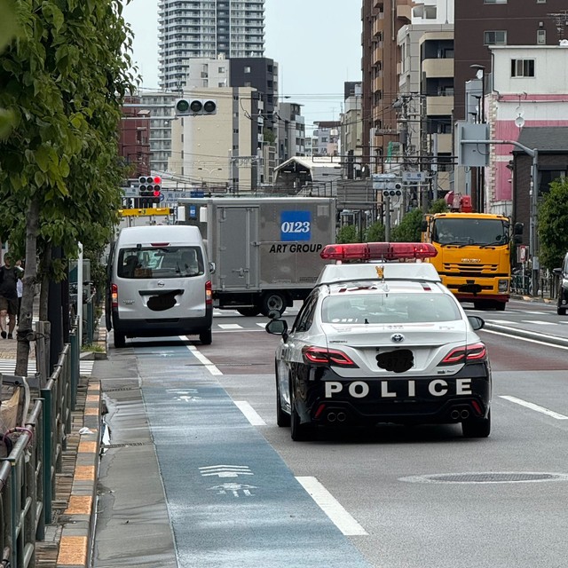 自転車レーンがある道路での駐車はこれが正解？（山崎大輔さん提供）