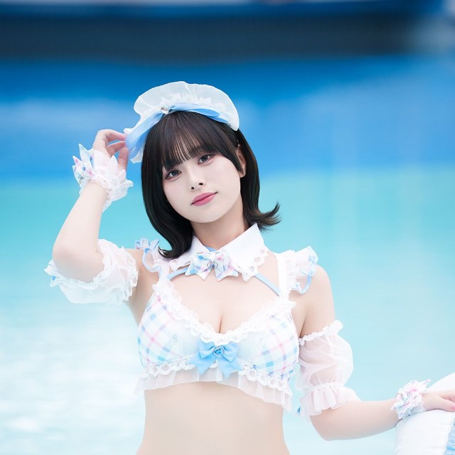 巻中カラー「近代麻雀常夏祭inサマーランド」佐藤栞