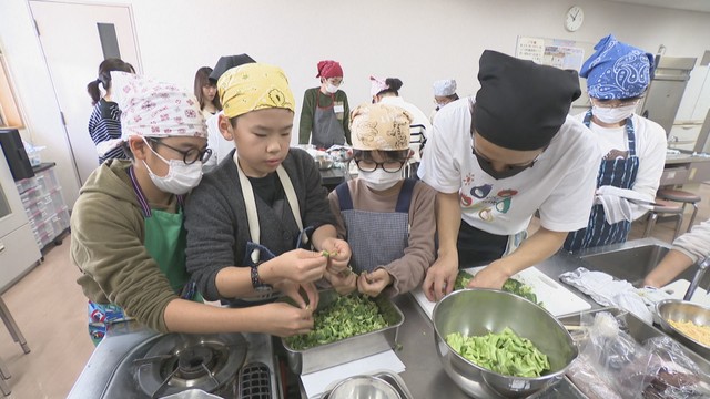 【特集】小学生が地元食材を使ったバラ寿司づくりに挑戦　「じぶんで考える食の学校」　香川