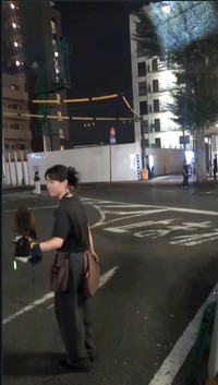”鷹嬢”の長女さん（「鷹の庵」さん提供、Instagramよりキャプチャ撮影）