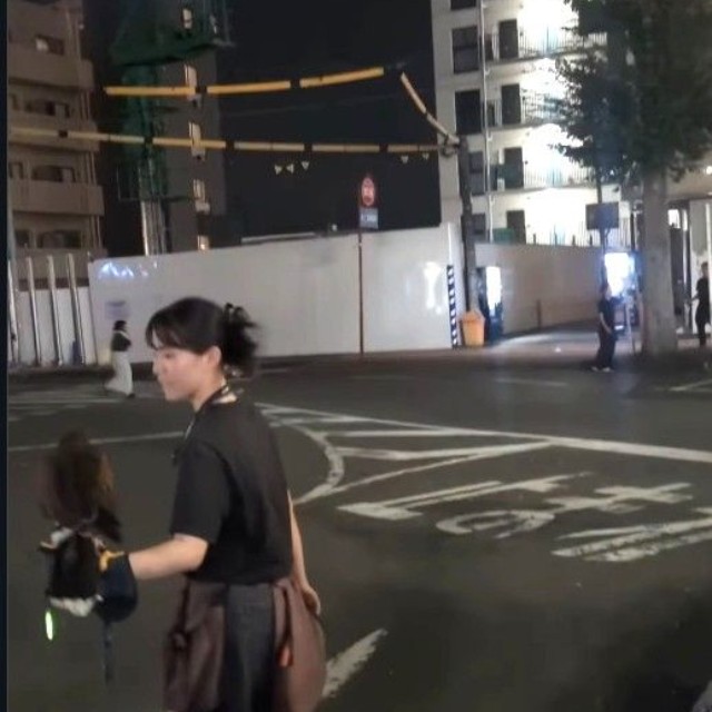”鷹嬢”の長女さん（「鷹の庵」さん提供、Instagramよりキャプチャ撮影）