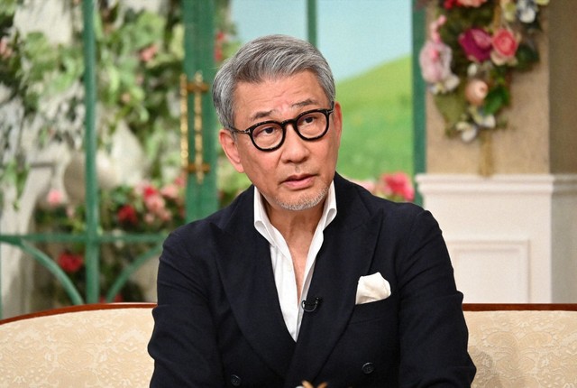 「徹子の部屋」に出演する中井貴一＝テレビ朝日提供
