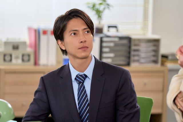 ©大谷アキラ・夏原武・水野光博／小学館　©2026 映画『正直不動産』製作委員会